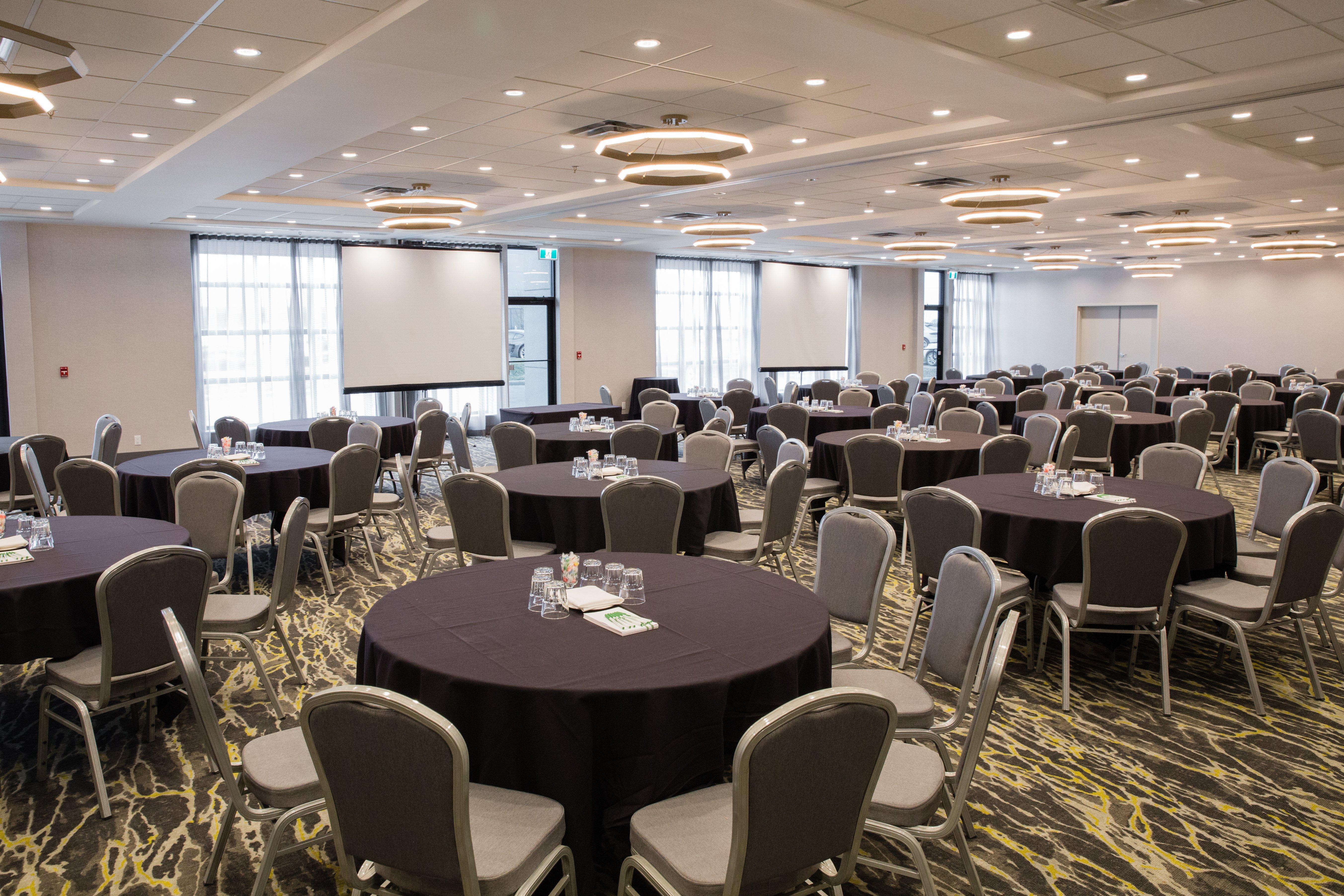 Holiday Inn Calgary South Conference Center Luaran gambar